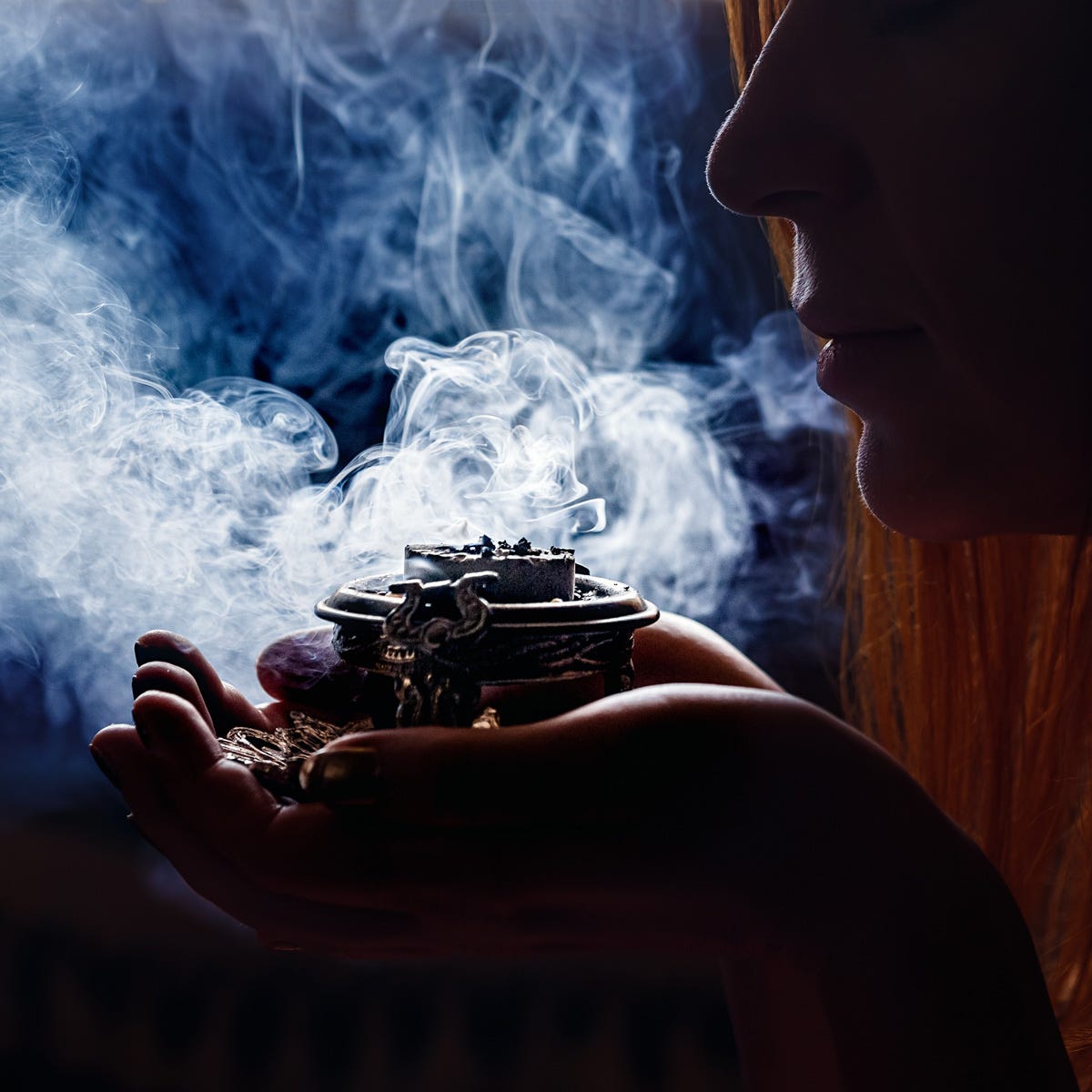 why do i have phantom smells of cigarette smoke Is Smelling Cigarette Smoke A Symptom Of Thyroid Dysfunction?